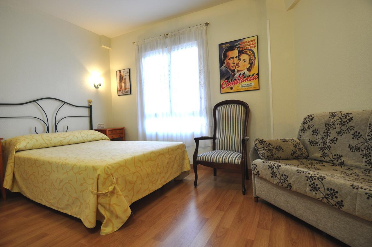 Hotel Apartamentos Aralso Sotillo ลา ลาสตริญา ภายนอก รูปภาพ